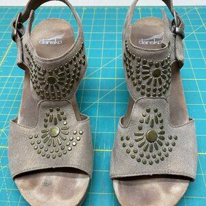 Dansko Deandra Slingback Sandal size 39